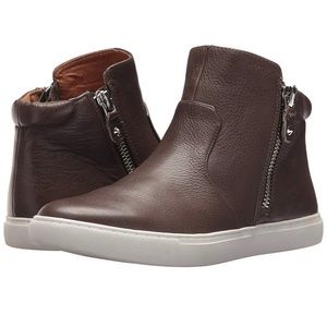 GentleSouls by Kenneth Cole Carole sneaker